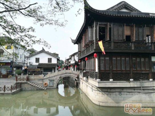 说一套做一套？2023俄国人买中国车破纪录，为什么又在网上对中国车抱怨不停？